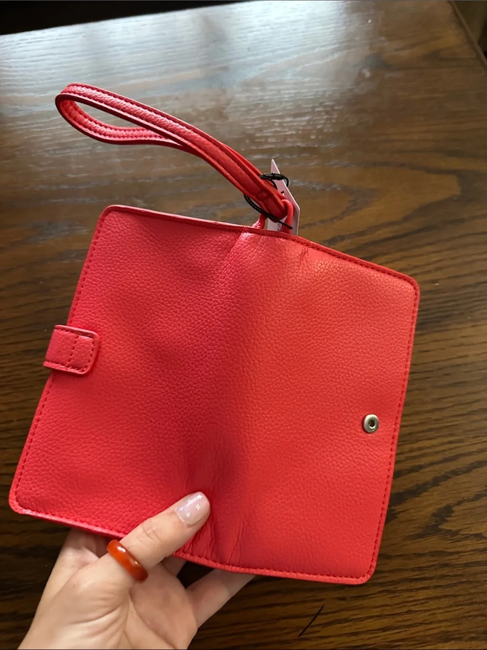 Vera Bradley textured exterior
